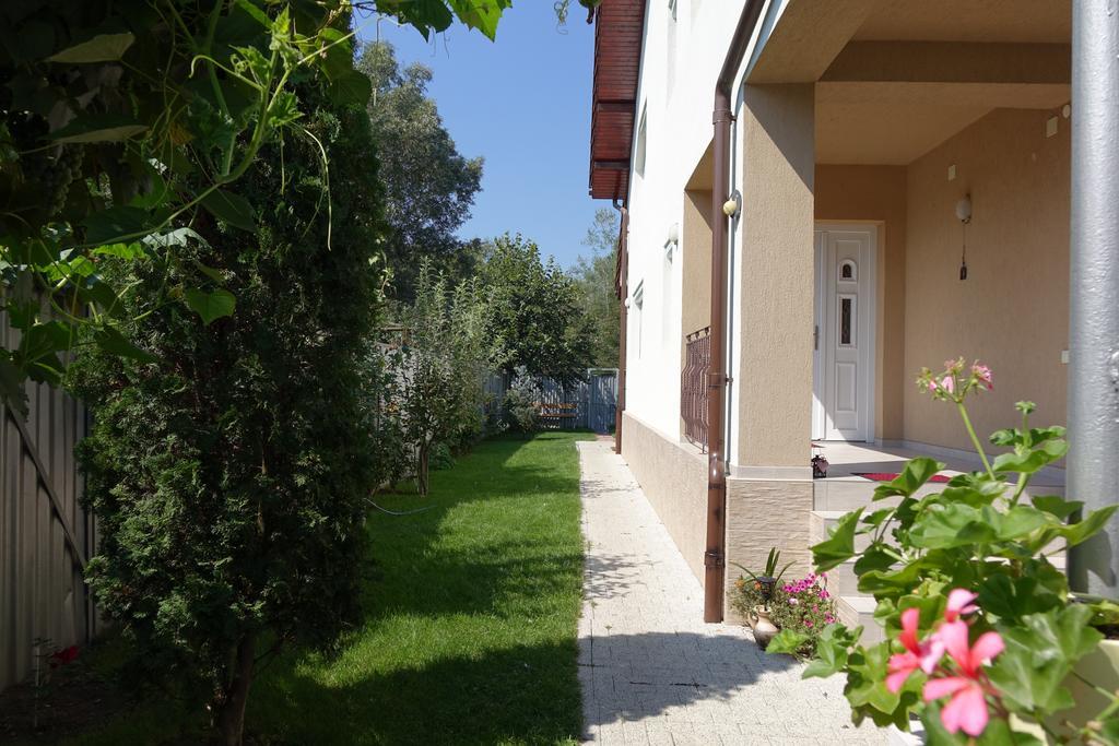 Casa File De Poveste Targu Jiu Ngoại thất bức ảnh