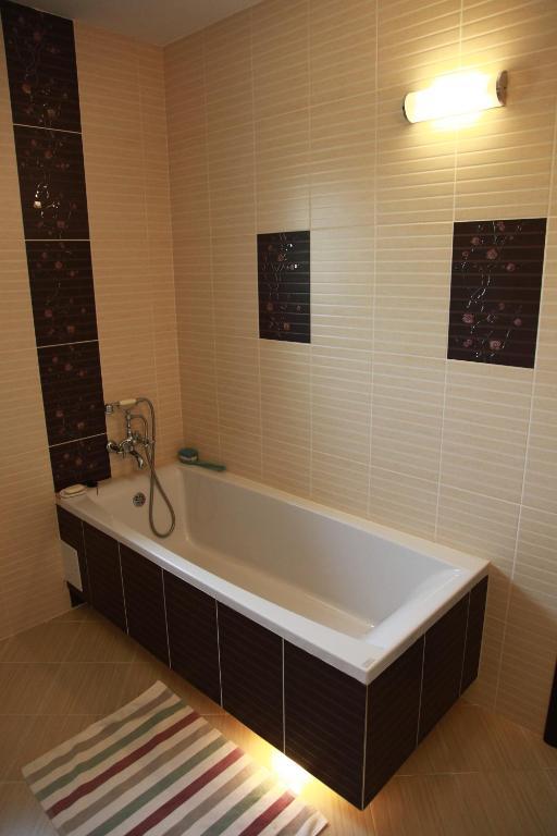 Casa File De Poveste Targu Jiu Phòng bức ảnh